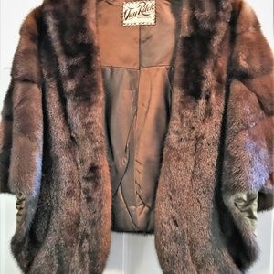 Gorgeous Vintage Women's Mink Stole